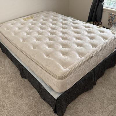 Sale Photo Thumbnail #33