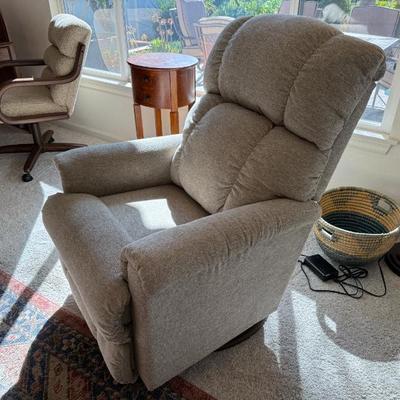 Sale Photo Thumbnail #177