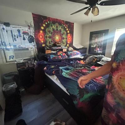 Sale Photo Thumbnail #36