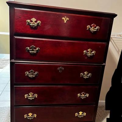 5-Drawer Chest of Drawers – Dark Stained Wood Finish
