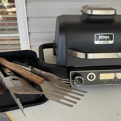 Ninja Woodfire Outdoor Grill, Smoker & Air Fryer Combo w/ Accessories