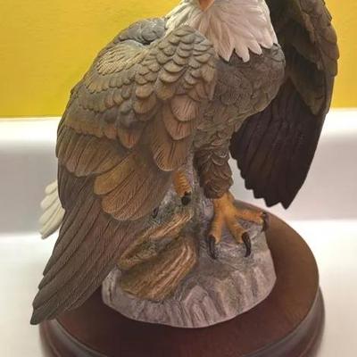 1989 Andrea by Sadek Japanese Porcelain Bald Eagle Figurine on Wooden Base (Model 8362)