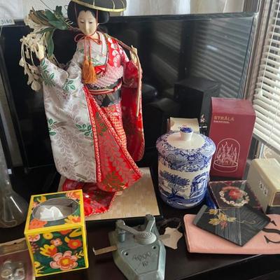 Sale Photo Thumbnail #274