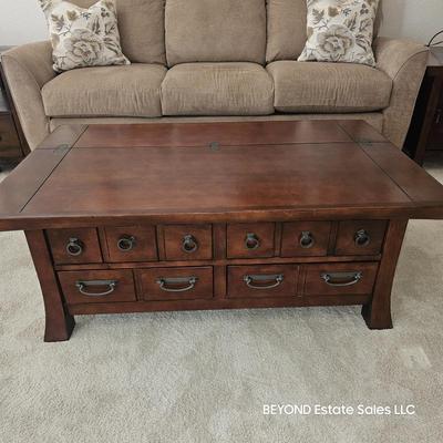 Sale Photo Thumbnail #311