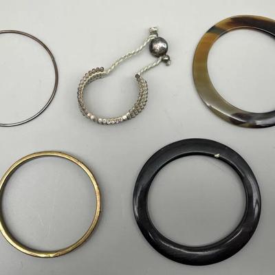 Mixed Bracelet & Bangle Bundle – Metal & Resin (5 Pieces)