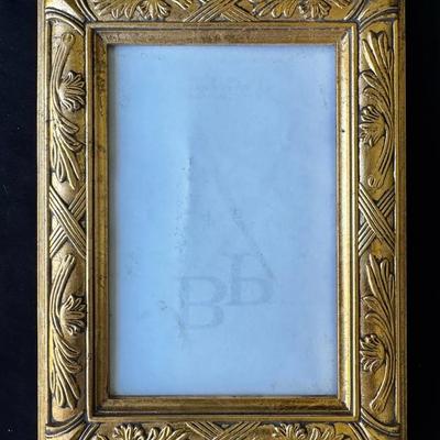 Vintage Ornate Gold-Tone Picture Frame w/ Glass – Classic Scroll & Floral Design 