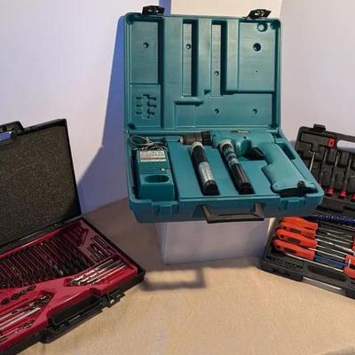 Makita Grill Kit, Screwdriver Set, Drill Set