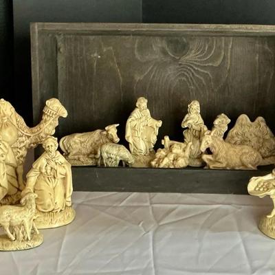 Large Nativity Set With Stable