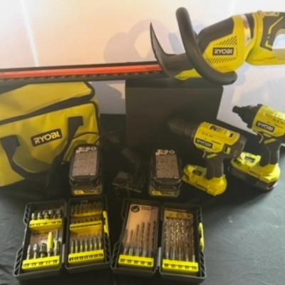 Ryobi Lot