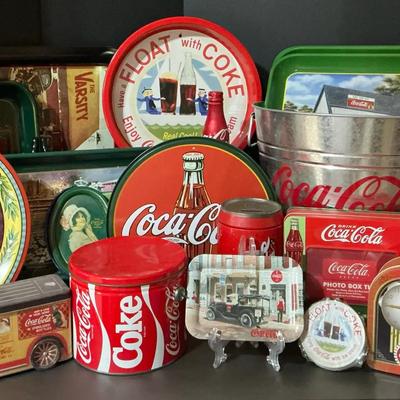 Vintage Coca-Cola Must Have Lot