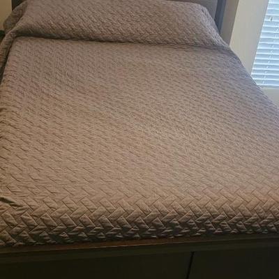 Sale Photo Thumbnail #29