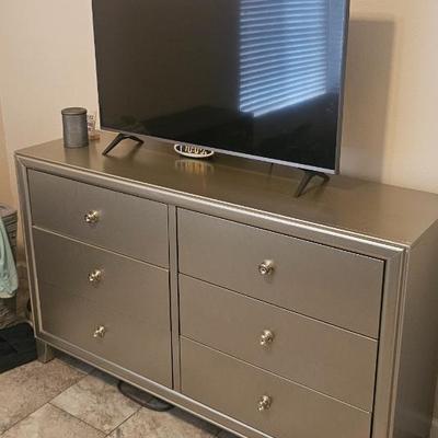 Sale Photo Thumbnail #25