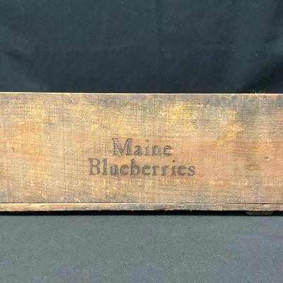 Vintage Wooden Maine Blueberries Crate