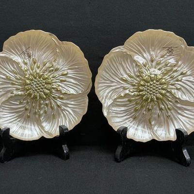 Floral Design Iridescent Bowls 