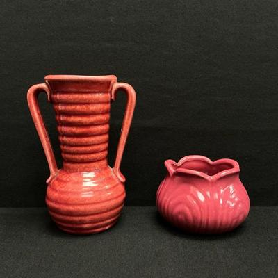 Shawnee Beehive Red Vase And Friend 