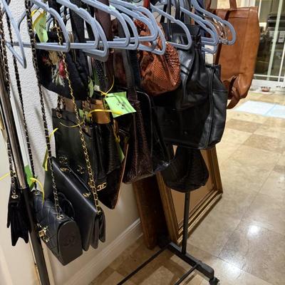 Sale Photo Thumbnail #154