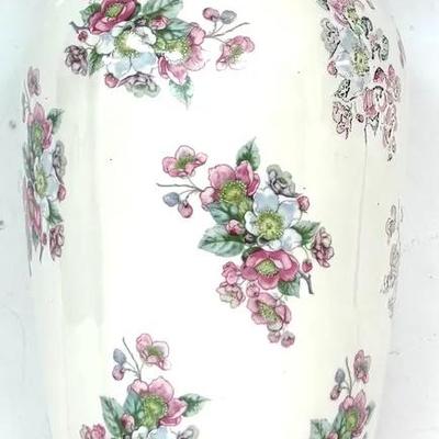 Elegant Ginger Jar/Vase