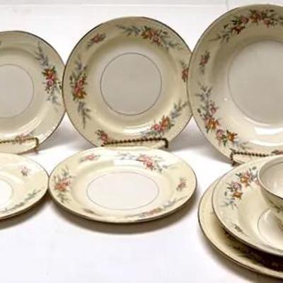 Vintage "Homer Laughlin" Countess #2