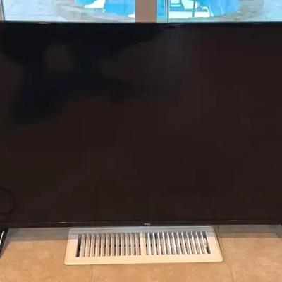 TCL 34" Flat Screen Television with Remote