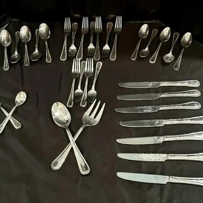“Pearl” Pattern Stainless Steel Flatware Set, Made in Vietnam