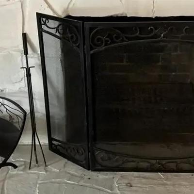 Fireplace Screen with Tool Accessories