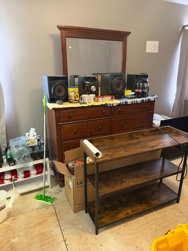 Sale Photo Thumbnail #22