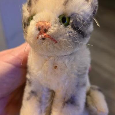 Sale Photo Thumbnail #666