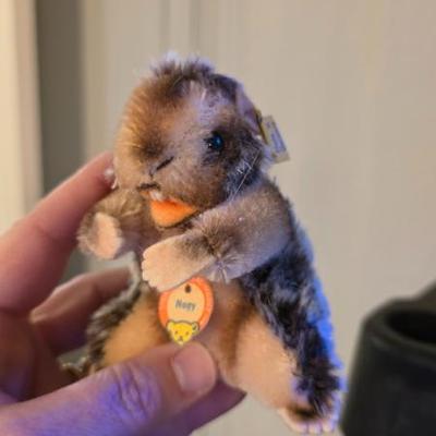 Sale Photo Thumbnail #672