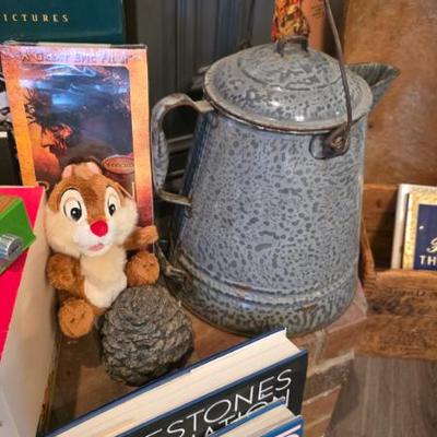 Sale Photo Thumbnail #596