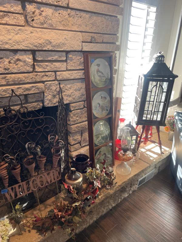 Sale Photo Thumbnail #11