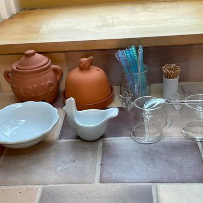 Kitchenware, Tableware, and Decorative Items