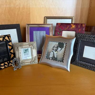 Decorative Picture Frames in Mixed Styles and Materials