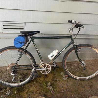 Fuji Mountain Bike with Accessories