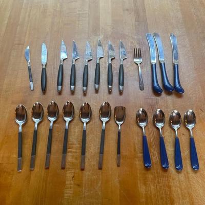 Oxford Hall Stainless Steel Flatware with Mixed Handle Styles