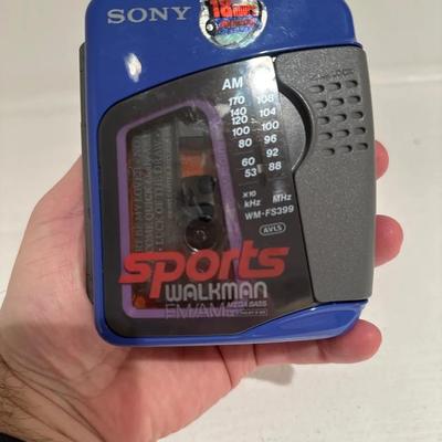 Sony Sports Walkman FM/AM Cassette Player WM-FS399 in Blue and Gray
