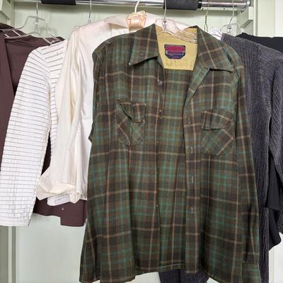 Women’s and Unisex Clothing Featuring Ponderosa, Banana Republic, and Donna Karan