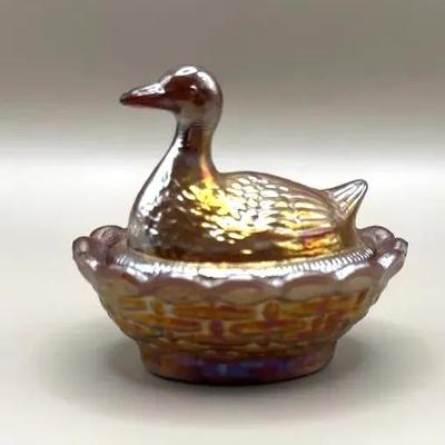 Vintage Boyd’s Crystal Art Glass Duck on Nest Salt Dish Cellar Chocolate Carnival