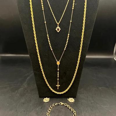 Gold Tone Necklaces, Bracelets And Pendants-Rope chain is 18k gold filled