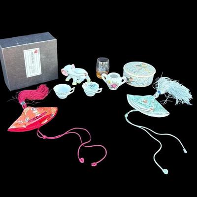 Japanese items, sachet bags, box, cups