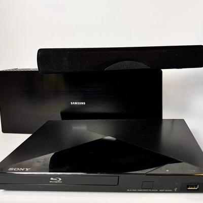 Samsung One Connect, INSIGNIA Mini 2.0 Soundbar, Sony Blu-ray Player 