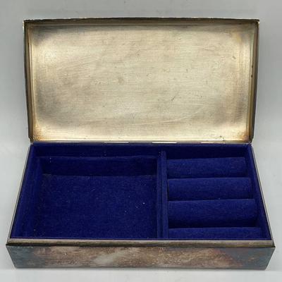 Sale Photo Thumbnail #98