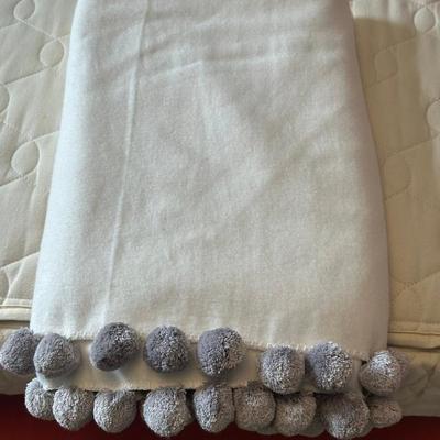 Sale Photo Thumbnail #177