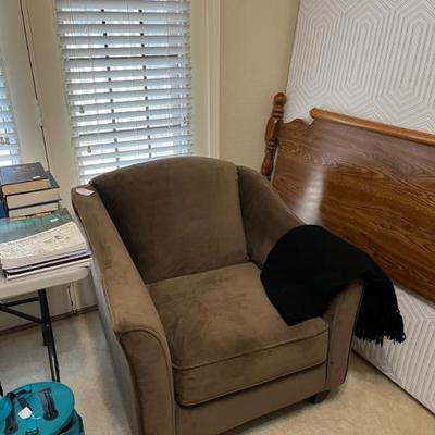 Sale Photo Thumbnail #11