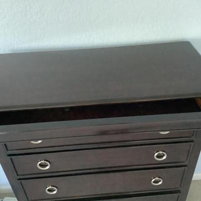 Sale Photo Thumbnail #68