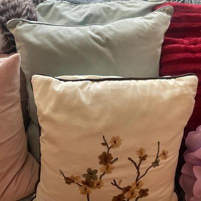 Sale Photo Thumbnail #109