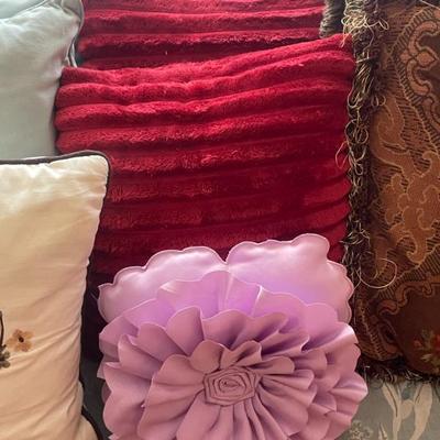 Sale Photo Thumbnail #110