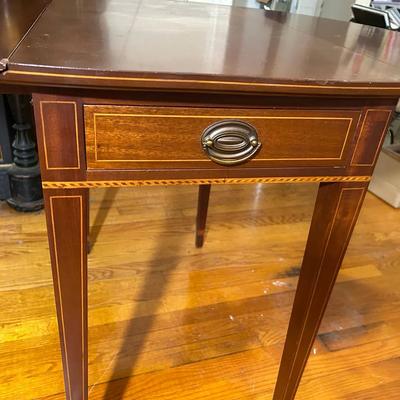 Small Biggs Drop Leaf Table 