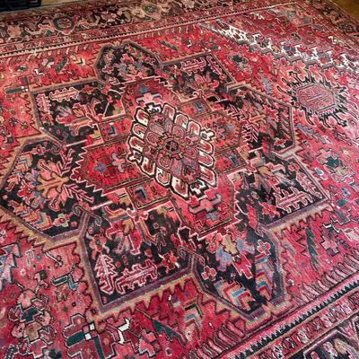 Hand Knotted Wool Oriental Rug