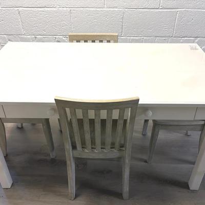 Children’s Craft Table W/4 Williams-Sonoma Carolina Play Chairs 