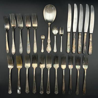 Assorted Silver‑Plated Flatware Lot — Mixed Pieces